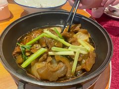 红焖黄牛肉-园林美食城·本土农家菜(杨和镇店)