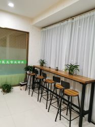 -苗医生专业祛痘·皮肤管理