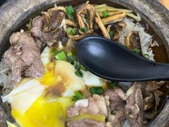 黄鳝拼排骨饭-文记煲仔饭