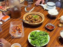 -蚝堡海鲜·威海菜·海肠捞饭·烧烤·亚洲吃蚝公司(幸福门店)