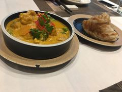 咖喱时蔬配手抓饼-若蘭慈·无国界素食料理(欢乐海岸店)