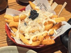 黑松露芝士薯条-捌川(武汉天地壹方购物中心店)