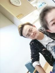 -发泽造型·烫发染发
