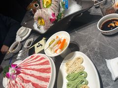 -德天肥牛海鲜火锅(城西银泰店)