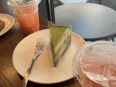 -星巴克(西藏路店)