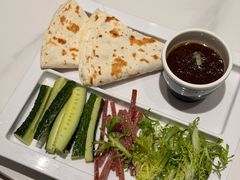 虾仔沫合酱-巧克力渔家.小船海鲜胶东菜(三浴场店)