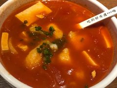 -渝是乎酸菜鱼(龙旗购物中心店)