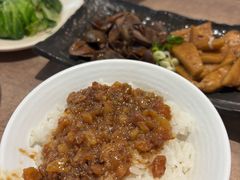 -胡须张鲁肉饭(美食文化馆店)