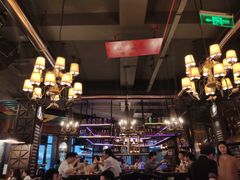 大堂-爱啤精酿·民谣酒馆(滨江店)