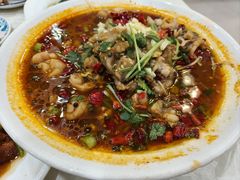 水煮牛蛙-老光跃特色餐馆
