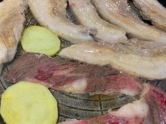 -猪小牛烤肉(青塔店)
