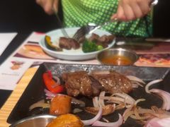 -伯顿西餐厅(厚街香榭丽店)