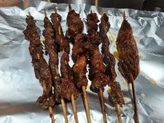 -北门胜利牛肉串·铁签酱爆烤肉