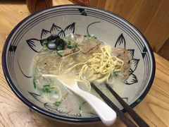 -牛三哥洛阳牛肉汤(生态城店)