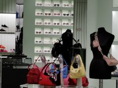 -PRADA普拉达(国际广场店)