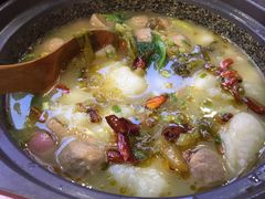 -周鱼小馆石锅酸菜鱼(活力汇店)