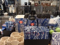 -霸王茶姬(上海静安大悦城店)
