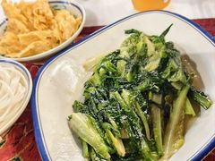 -刘姐啤酒鱼民族演艺餐厅(西街总店)