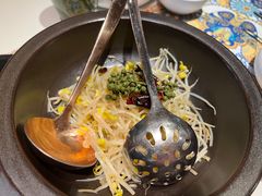 -云海肴·汽锅鸡·云南菜(天山百盛优客店)