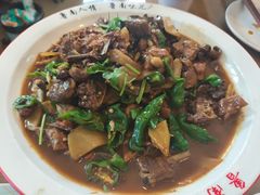 -鲁南仔·滕州炒鸡(经三路店)