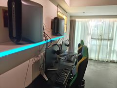 -银河电竞酒店(深圳东门老街地铁站店)