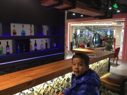 -QZHAIR SALON