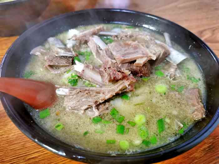 马店羊肉(总店)-"这个天,谁能抵抗得住一碗热乎乎的羊肉汤?