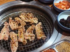 -明洞阿姨·韩式酱蟹烤肉·创意料理(三元桥店)