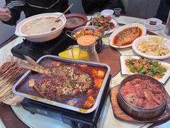 -老街烧烤大排档·地道湖北菜·龙虾馆(汉口火车站店)