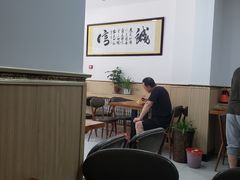 大堂-薛家老店薛昌利大米凉皮(八府庄店)