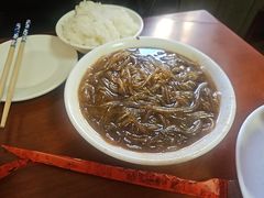 -王记酱骨头馆(新华路一店)