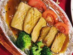 铁板美味牛扒菇-佛有缘·32年老字号(广州首店)