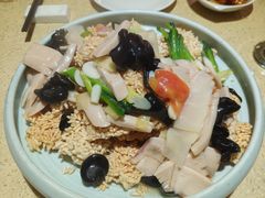 -铜锣湾·有麝自然香(重庆新天地店)