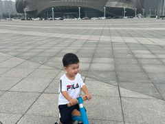 -东港音乐喷泉广场