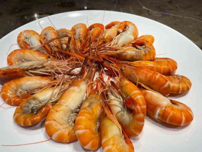 海鲜e族(五江天街店)-"海鲜啊最爱啊,好像还可以,挺新鲜的,两个.