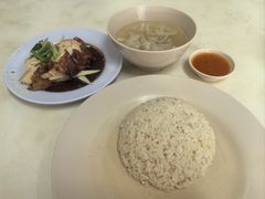 -伍秀泽海南鸡饭茶室