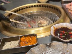 -铭牛烧肉·和牛海鲜自助(高新月牙湖店)