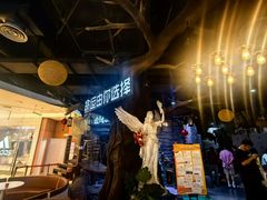-暴风岛沉浸式体验馆(百联世纪店)