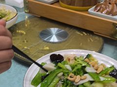 -六和聚传统烤鸭.天津菜(和平店)