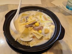 -港丽餐厅(高德置地店)