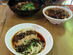 -蓉李记成都名小吃(武汉菱角湖万达店)