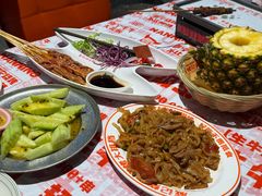 -威记烧嘢·南宁烧烤·超级生牛(绿地店)
