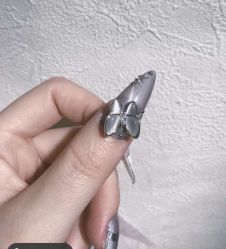 -苏彩·皮肤管理美甲美睫