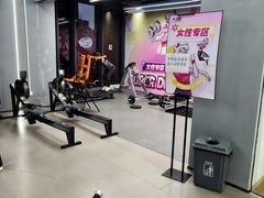 -超鹿运动(五四路恒力城店)