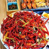沪九哥风靡上海！小龙虾烧烤皆是招牌！