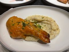 玉米谷饲鸡腿肉-GANEA 厨房神话故事西餐厅