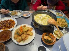 -九锅一堂酸菜鱼(学府凯德店)