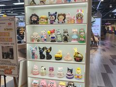 -郑在DIY·潮玩银饰绘画手作(中央大道旗舰店)