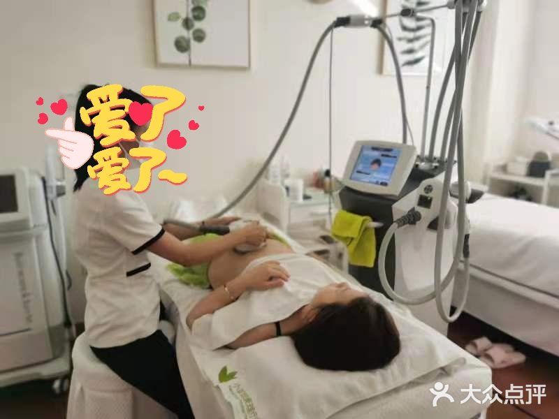 瘦成一道闪电，亮瞎你们的眼💖💖
