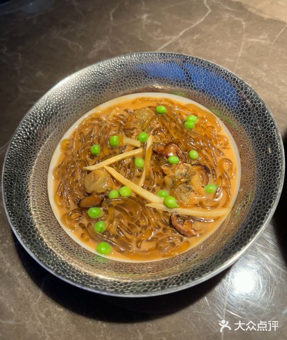 新荣记(BFC外滩金融中心店)沙蒜烧豆面图片